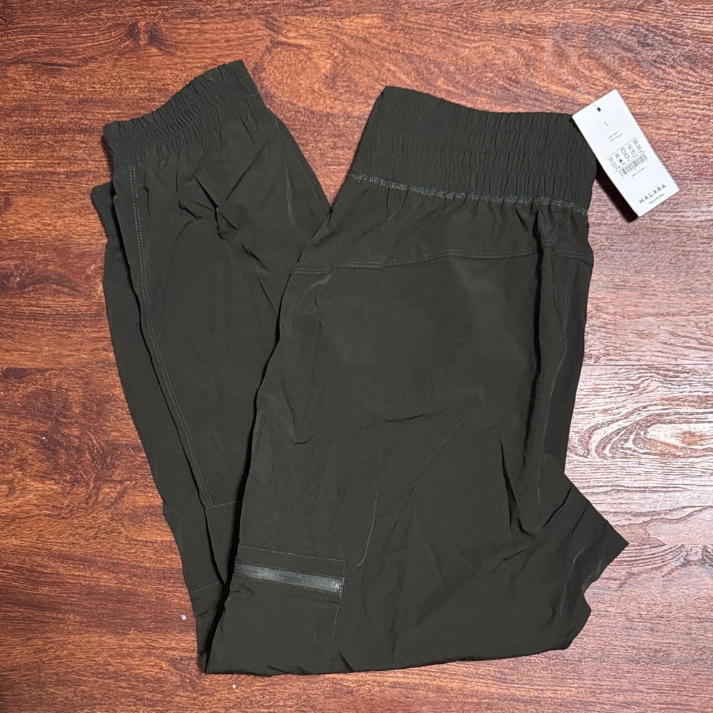 HALARA Olive Green Joggers